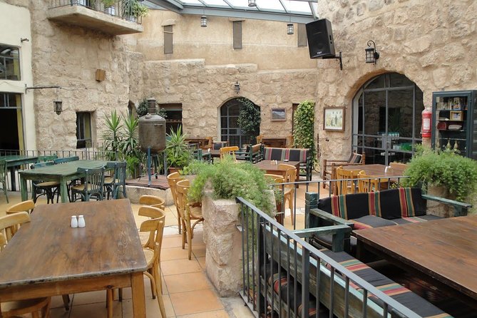 Private Madaba Haret Jdoudna Restaurant Lunch or Dinner From Amman - Inclusions and Amenities