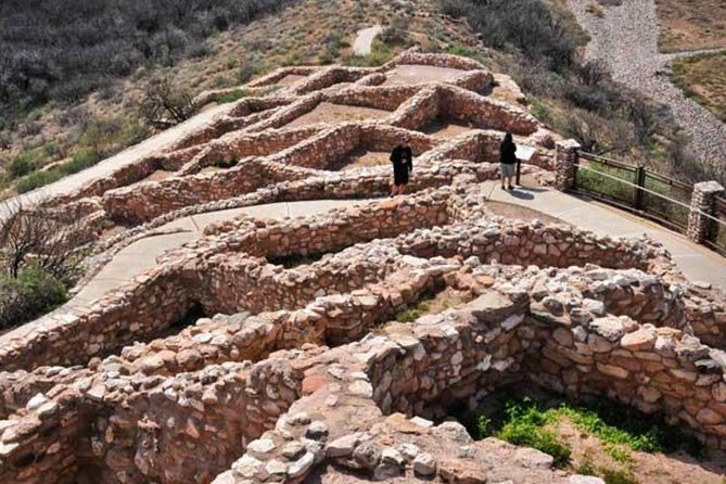 Private Montezuma Castle - Tuzigoot National Mont. in Luxury Car - Historical Insights