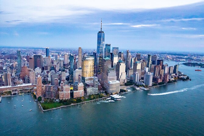 Private New York City Helicopter Tour for 2-6 From Westchester