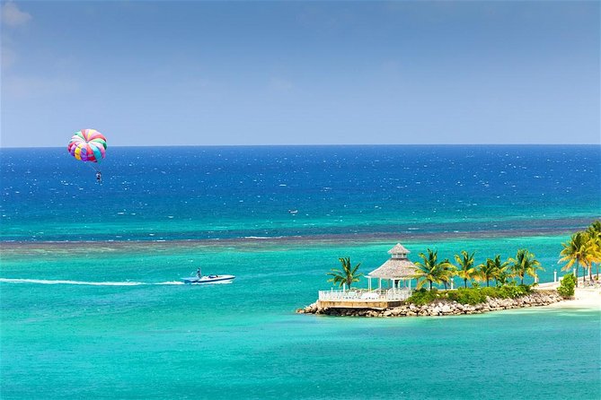 Private Round Trip Transfer: Donald Sangster Airport MBJ to Ocho Rios by Minivan