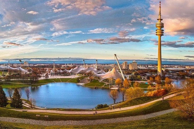 Private Scenic Transfer From Prague to Munich With 4h of Sightseeing