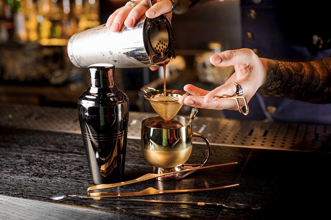 Private Speakeasy Pub Crawl in Chicago With Local Historian - Overview of the Experience