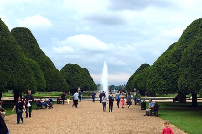 Private Tour: Hampton Court Palace Day Trip From London Travel Buddies Private Tour: Hampton Court Palace Day Trip From London Travel Buddies
