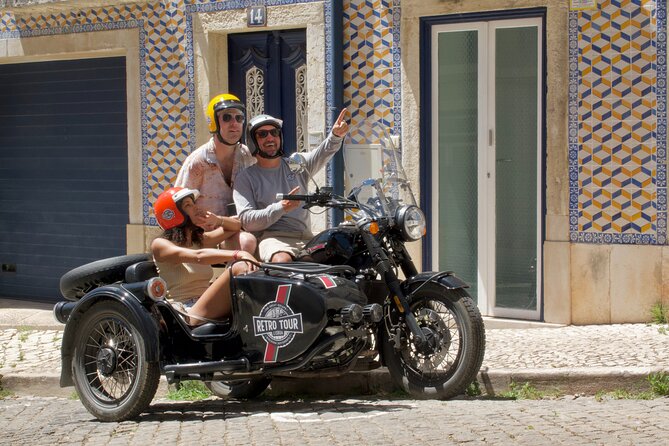 Private Tour Lisbon, the Bridge and Cristo Rei by Sidecar (2H)