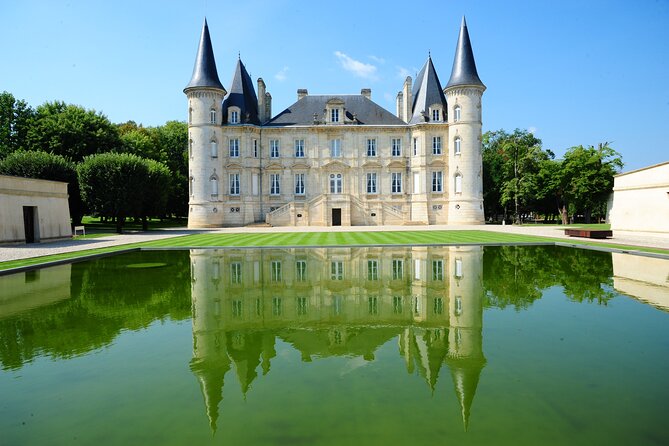 Private Tour on the Route of the Great Wines of Médoc With Visits and Tastings