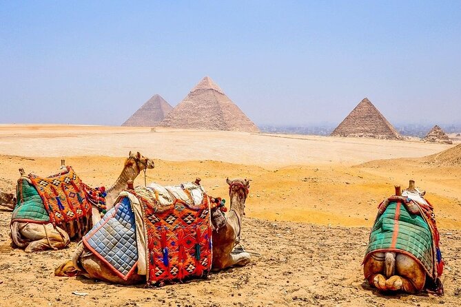 Private Tour to Giza Pyramids & Sphinx