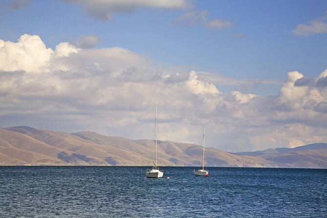 Private Tour: Tsaghkadzor, Ropeway, Kecharis Monastery, Sevan Lake, Sevanavank