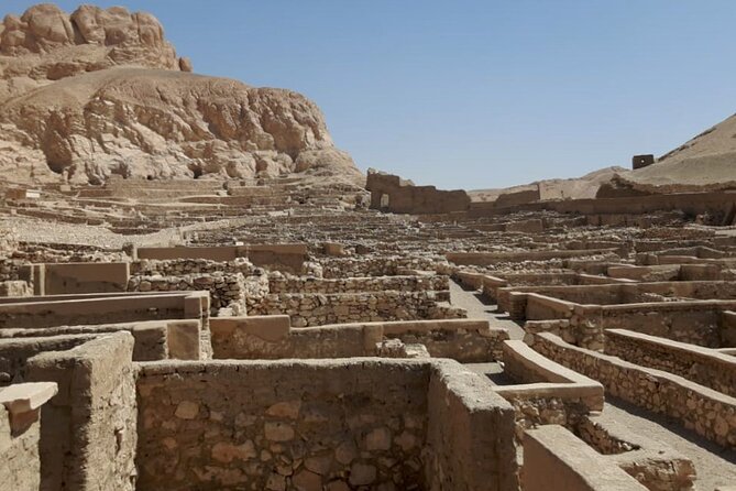 Private Tour West Bank Luxor: Valley of the Queens, Nobles, Lunch - Exploring the Valley of the Queens