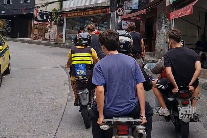 Private Tour With Local Guide to Favela Da Rocinha