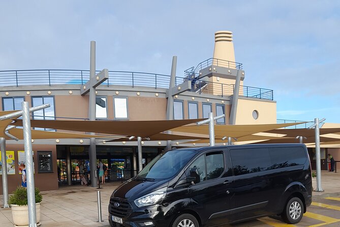 Private Transfer From Algarve to Sevilha By 8 Seats Minibus