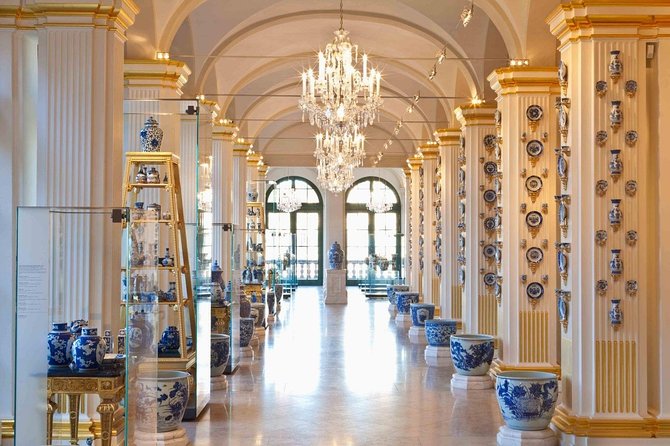 Private Transfer From Prague to Berlin With Meissen Porcelain Manufactory Stop
