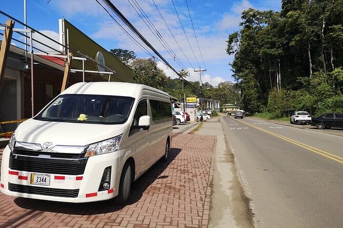 Private Transfer From Puerto Viejo to La Fortuna