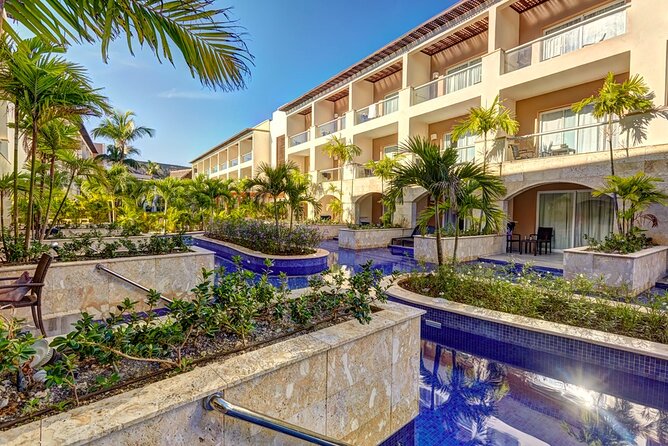 Private Transfer Punta Cana Airport To/From Hideaway by Royalton