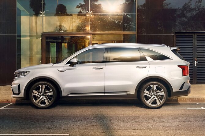 Private Transfer to Nashville Airport and Hotel
