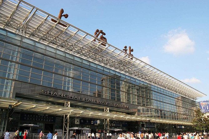 Private Transfer to Shanghai Railway Station From City Hotels or Outskirts