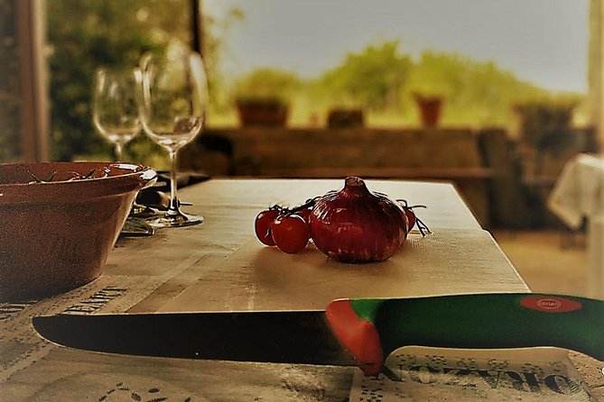 Private Tuscan Cooking Class and Wine Tasting in Radda in Chianti With Giorgia