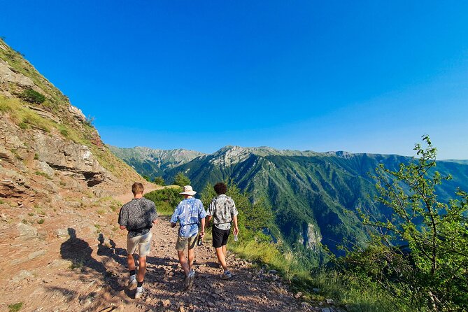 PRIVATE Umoljani Village – Lukomir Village Hike