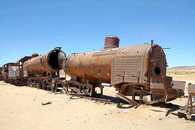 Private Visit to the Train Cemetery From Uyuni