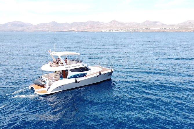 Puerto Del Carmen: Catamaran Trip With Water Sports
