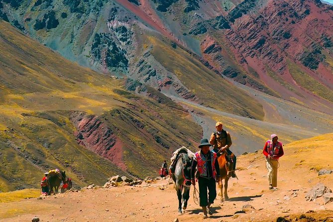 Rainbow Mountain By Cusipata