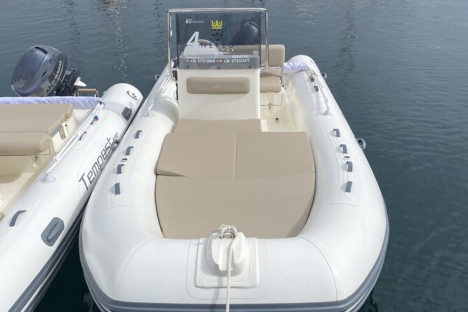 Rental Capelli Tempest 530 Max. 6 People 40HP