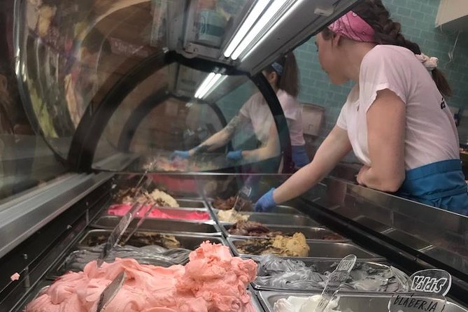 Reykjavik Food Tour and City Walk – PRIVATE TOUR