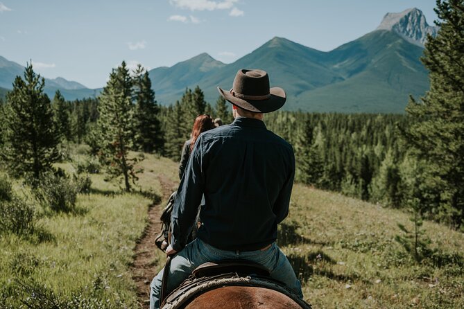 Ridge Ride 2-Hour Horseback Trail Ride in Kananaskis