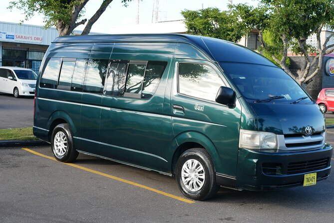 Round Trip Lynden Pindling International Airport Pickup & Dropoff