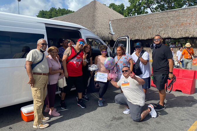 Round Trip Shuttle – Punta Cana Airport Shuttle 7-10 Passengers