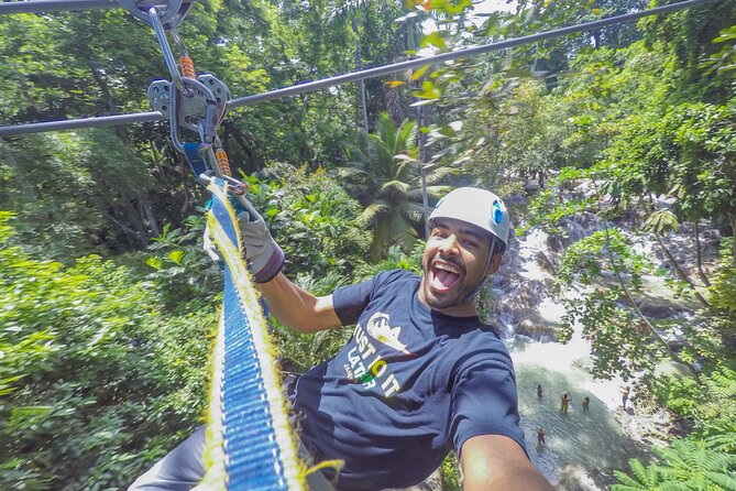 Roundtrip Kingston to Dunns River & Island Village, Ocho Rios