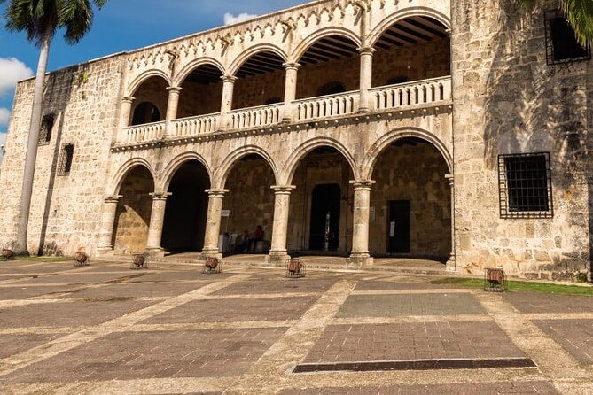 Santo Domingo City Tour With Pickup in Uvero Alto