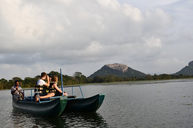 Scenic Boat Ride & Village Breakfast in Sigiriya