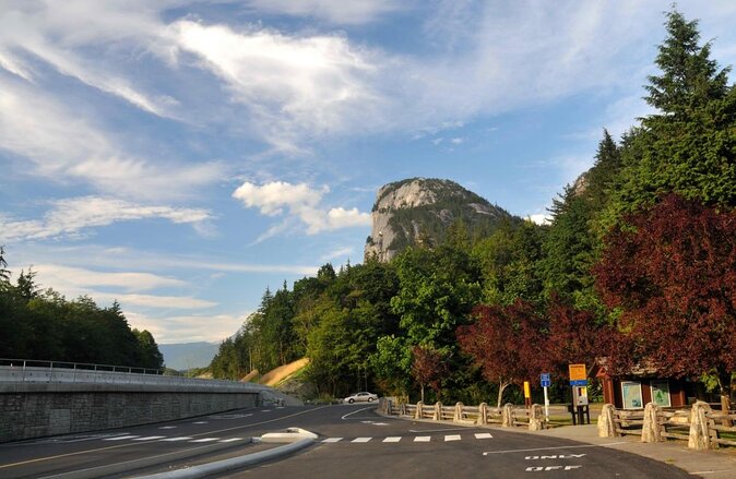 Sea to Sky Highway: a Smartphone Audio Driving Tour