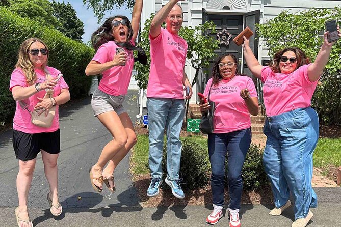 Self-Guided Seattle Scavenger Hunt: Plunging Seattle’s Depths