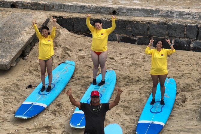 Semi Private Surfing Lesson in Waikiki Oahu (Must Booked for 2)