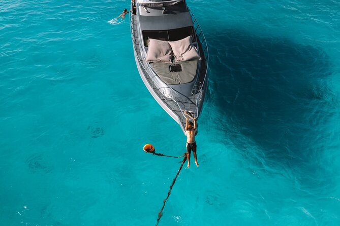 Seven Heaven Lux Yacht for a Day to Nusa Penida