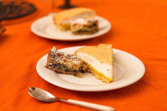 Share a Traditional Meal With Licauw