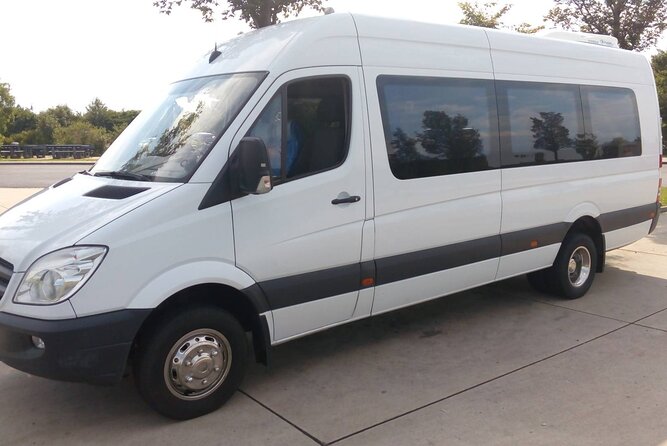 Shared Shuttle Service From Vienna to Cesky Krumlov