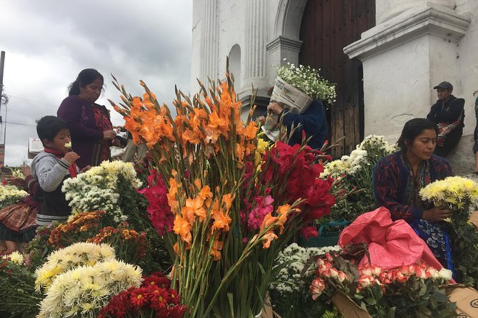 Shared Shuttle - Visit Chichicastenango Market - Overview of Shared Shuttle Service