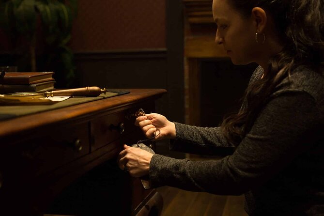 Sherlock Studies 75-Minute Escape Room