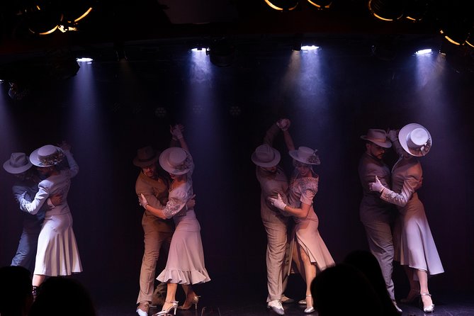 Shore Excursion: Rojo Tango Show Including Private Transfers