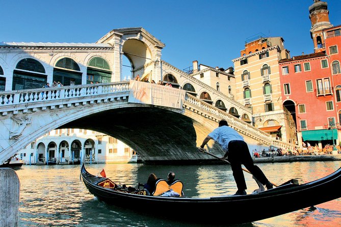Skip the Line: Morning Venice Gondola Ride, Walking Tour & St Marks Basilica