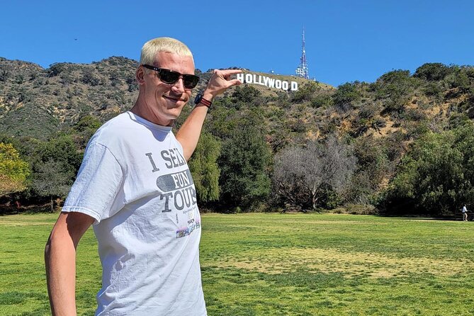 Small Group Private Hollywood Sign & Hills Tour-Free Bottled Water