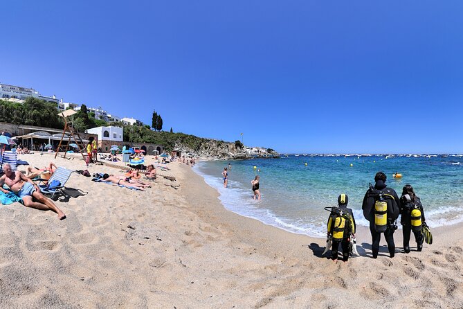 Small-Group Scuba Diving Adventure in Costa Brava