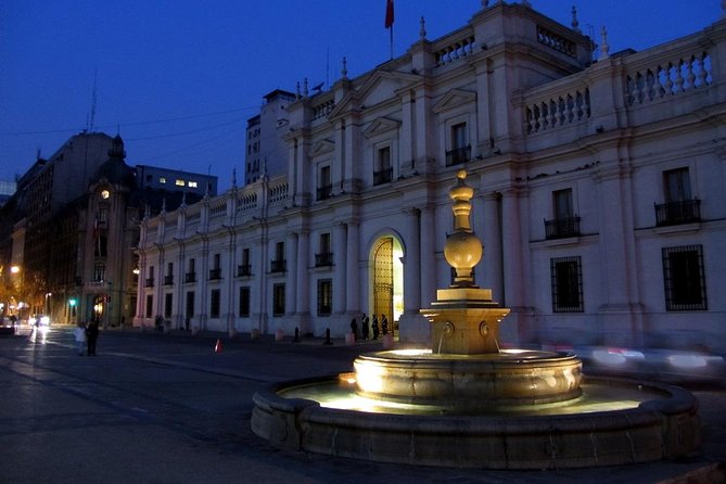 Small-Group Tour: Night City Tour With Santa Lucia Hill and Dinner Show