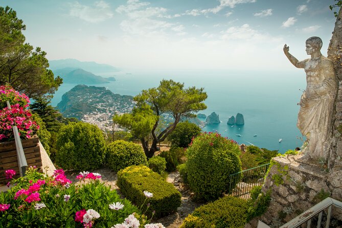 Small Group Tour to Blue Grotto, Anacapri and Capri