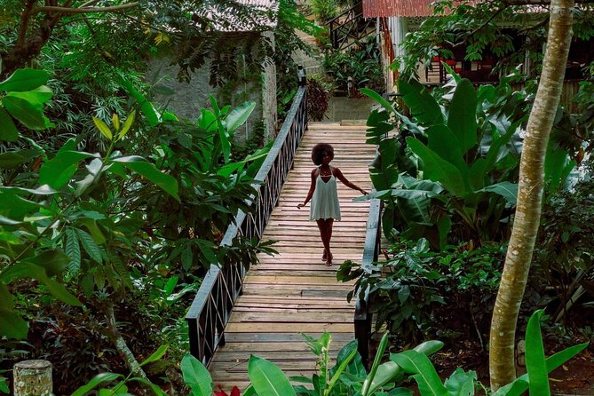 St Lucia Private Airport Transfer to Fond Doux Resort