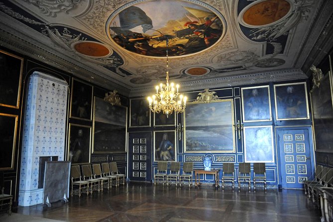 Stockholm Grand Sightseeing + Drottningholm Palace PRIVATE