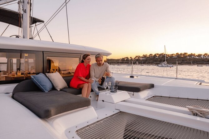 Sunset Catamaran Cruise Dia Island With Premium Menu