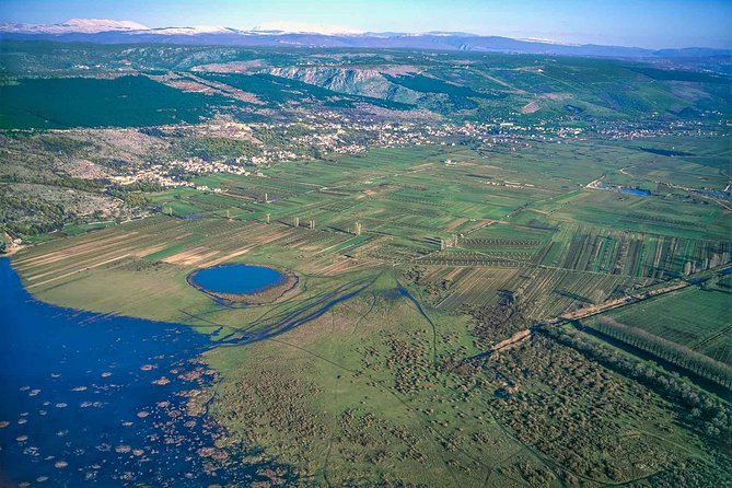 The Blue-Red Route – Panoramic Flight Over Imotski, Trilj, Omiš, and Split